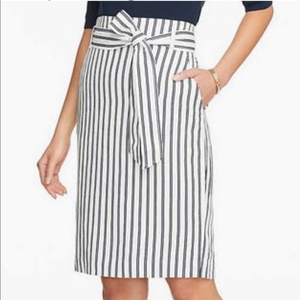 Ann Taylor Factory Black and White Striped Pencil Skirt
